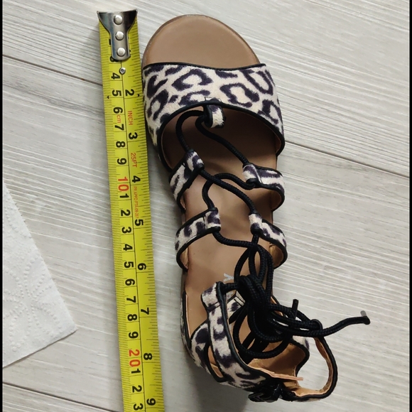 *💖 NWOT, Animal print black Jack gladiator shoes - Picture 8 of 10